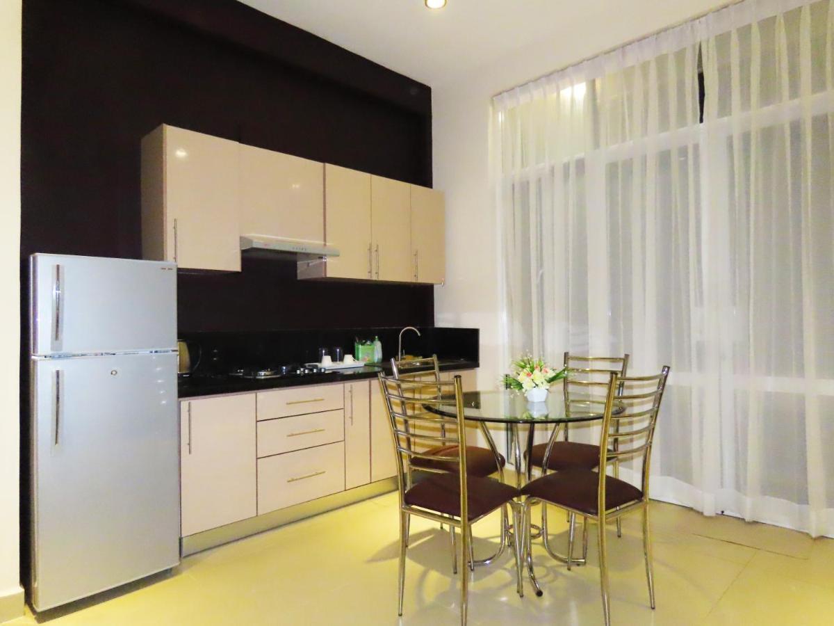 VIVAS Residencies Luxury Apartments Dehiwala-Mount Lavinia Exterior foto